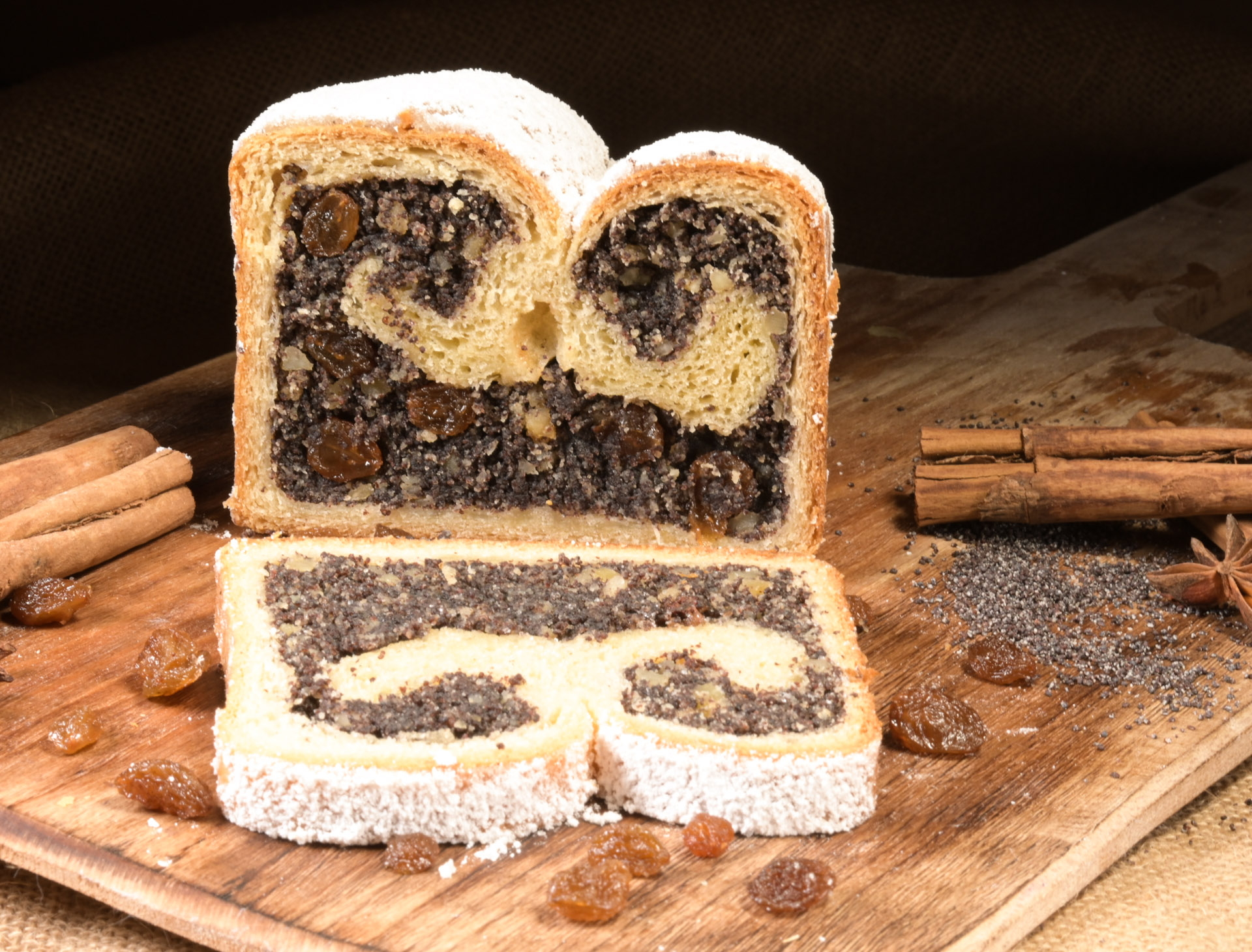 Mohnstollen mit Sultaninen (Semperoper)